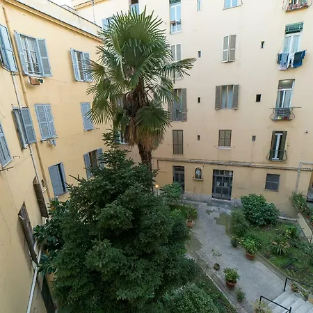 San Lorenzo 42 * Řím