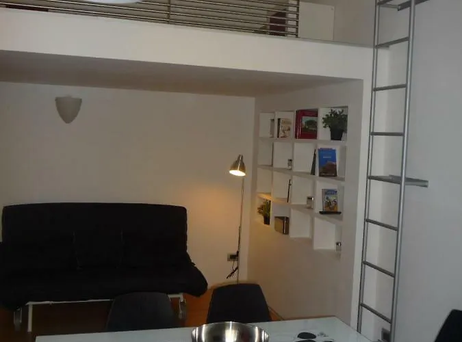 San Lorenzo 42 * Rome